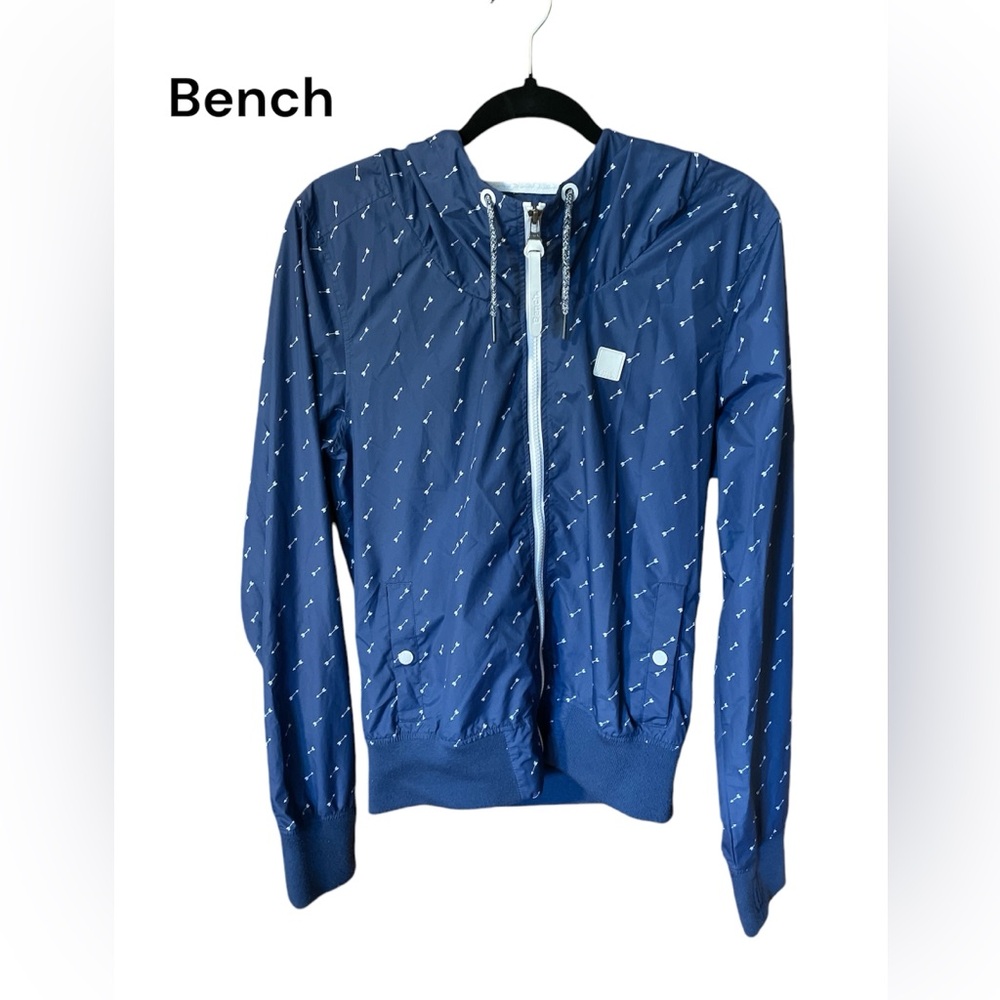 Bench light spring / fall jacket
